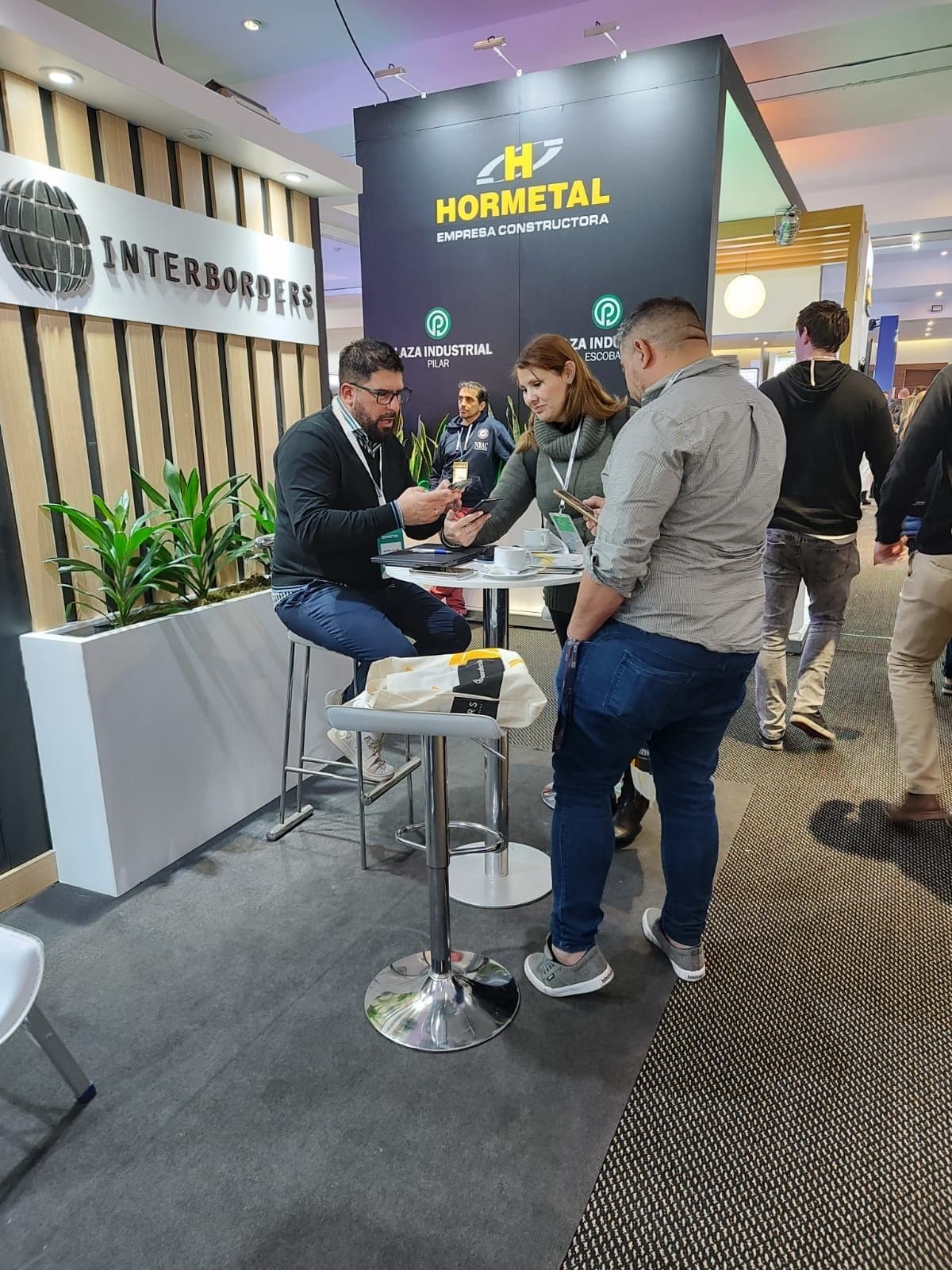 IB presente en MANAGEMENT LOGISTICO | Galeria Interborders